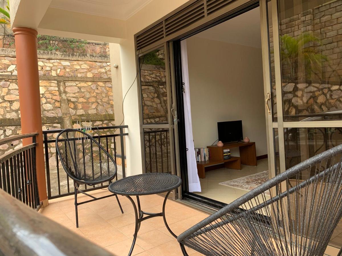 Cozy 2-Bedroom Apartment Within City Limits. Kampala Exterior foto